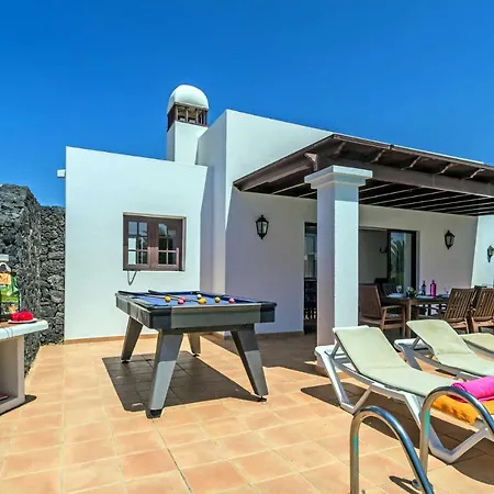 Yaiza Villa *